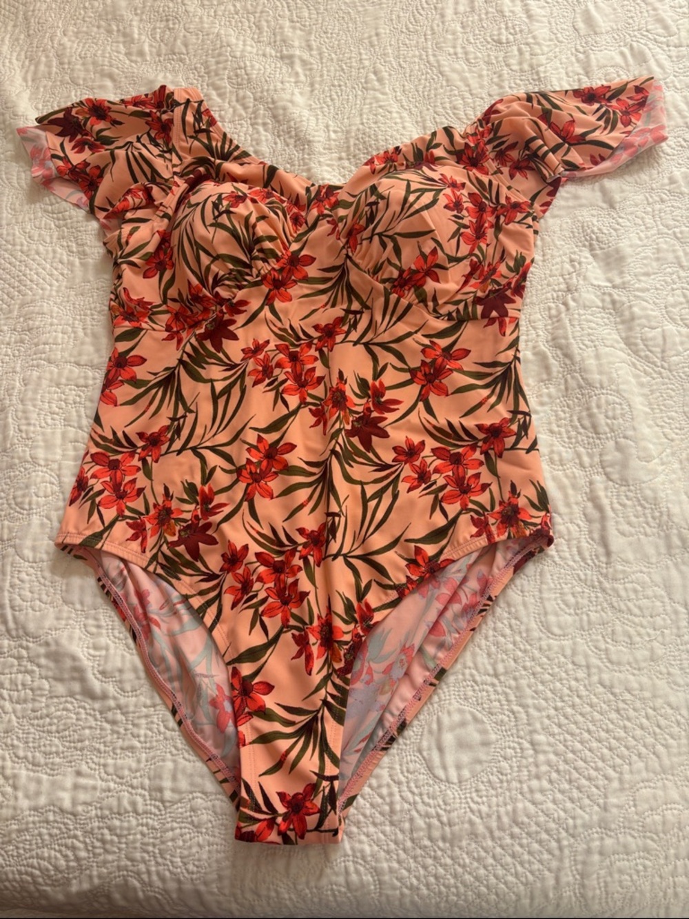 Denim & Co size 16 light peach floral draped ruffle sleeve one piece swimsuit